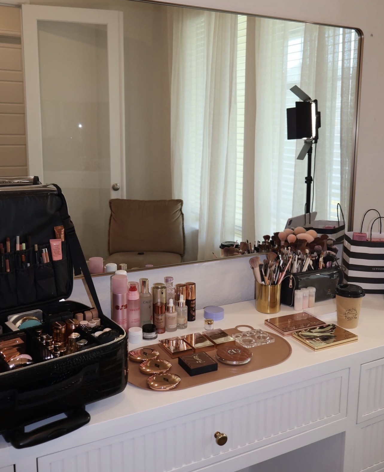 Studio vanity